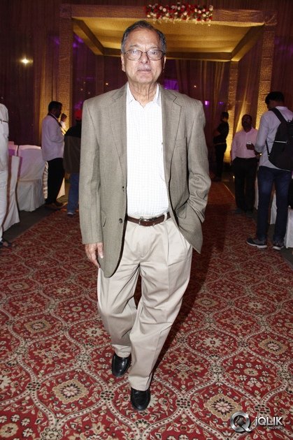 Celebs-at-Syed-Ismail-Ali-Daughter-Wedding